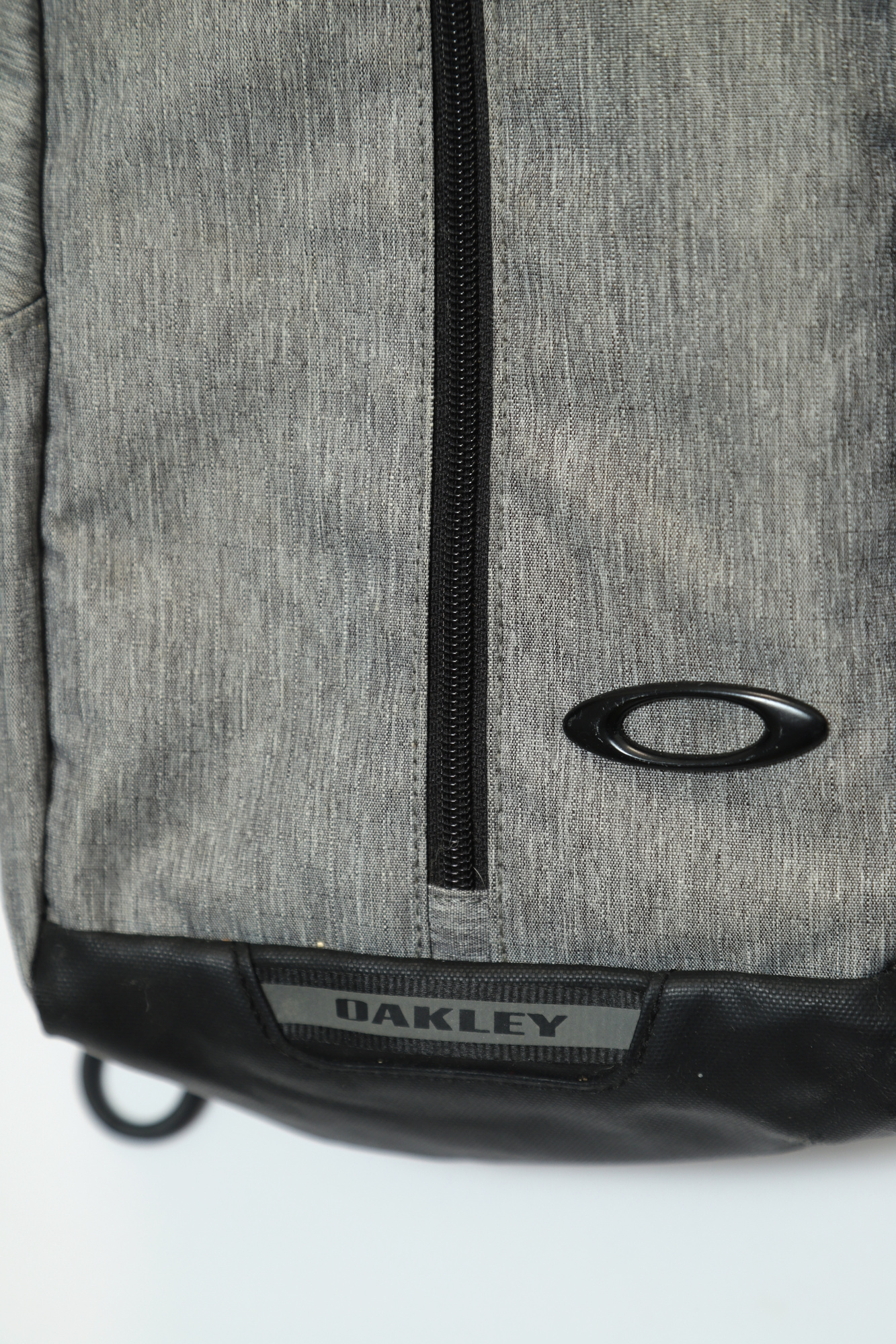Alternative view of USED OAKLEY BAG/F