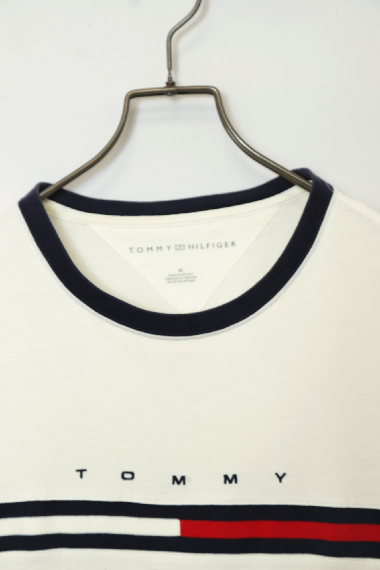 Alternative view of USED TOMMY HILFIGER LOGO T-SHIRT/M
