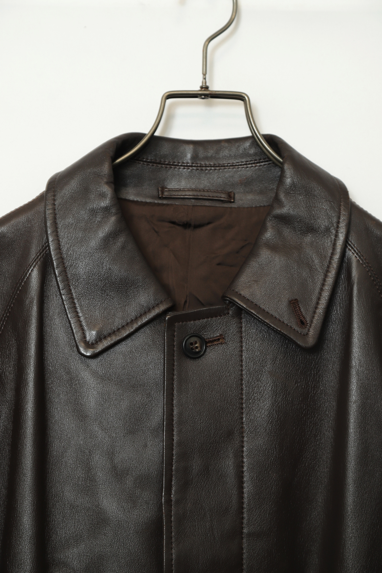 Alternative view of VINTAGE LEATHER CONVERTIBLE COLLAR COAT/L