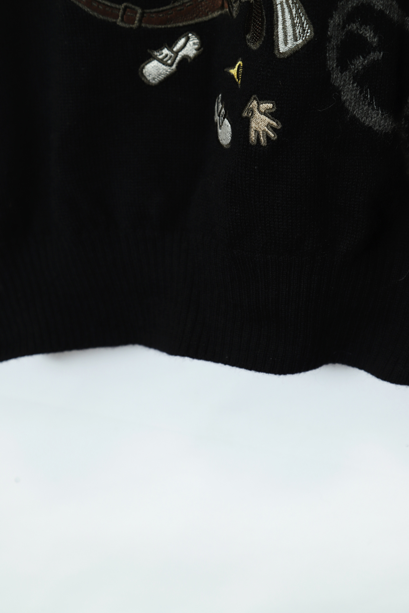 USED EMBROIDERY SWEATER/L - 画像 (5)