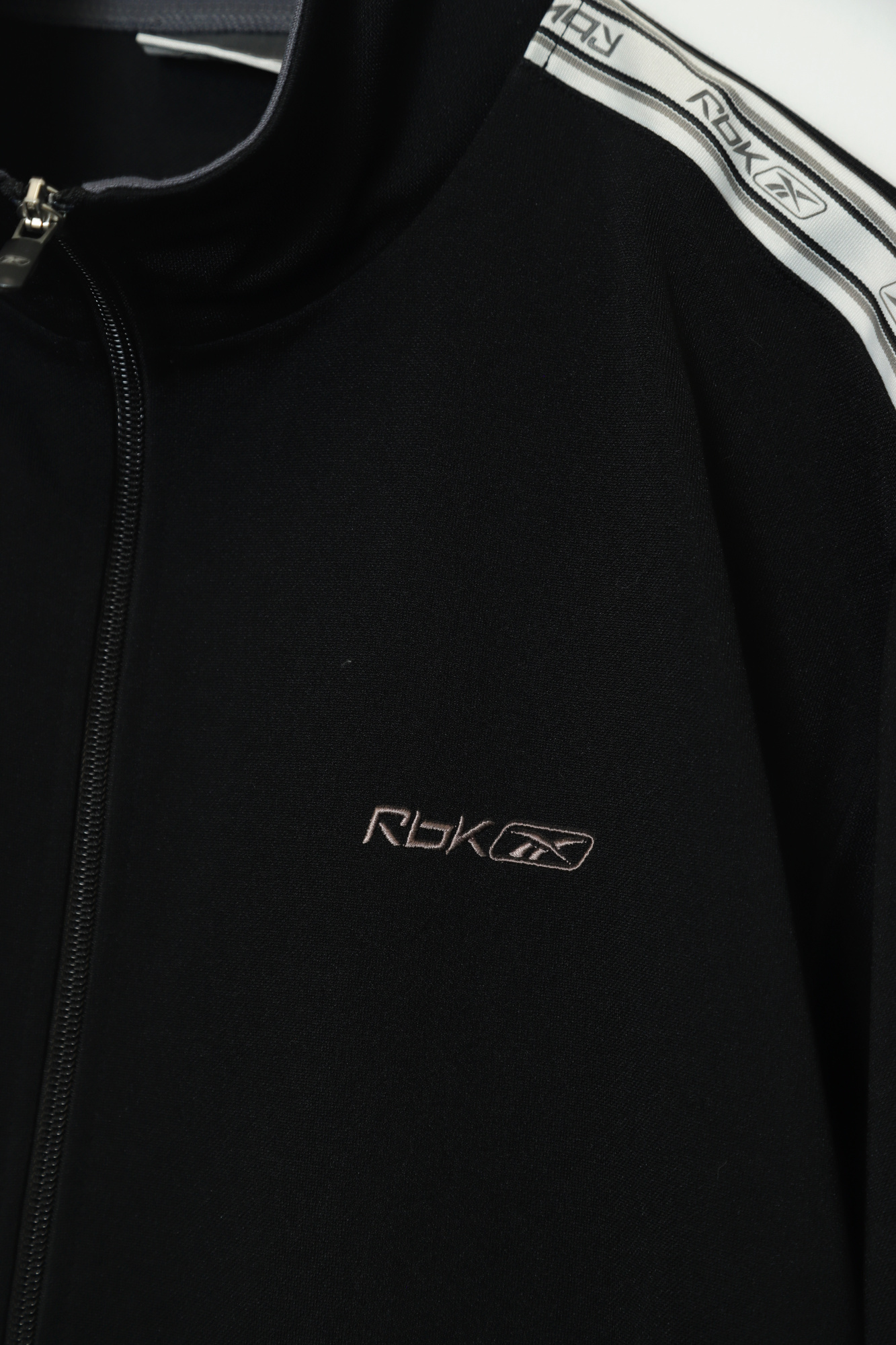 USED REEBOK TRACK JACKET/XL - 画像 (4)