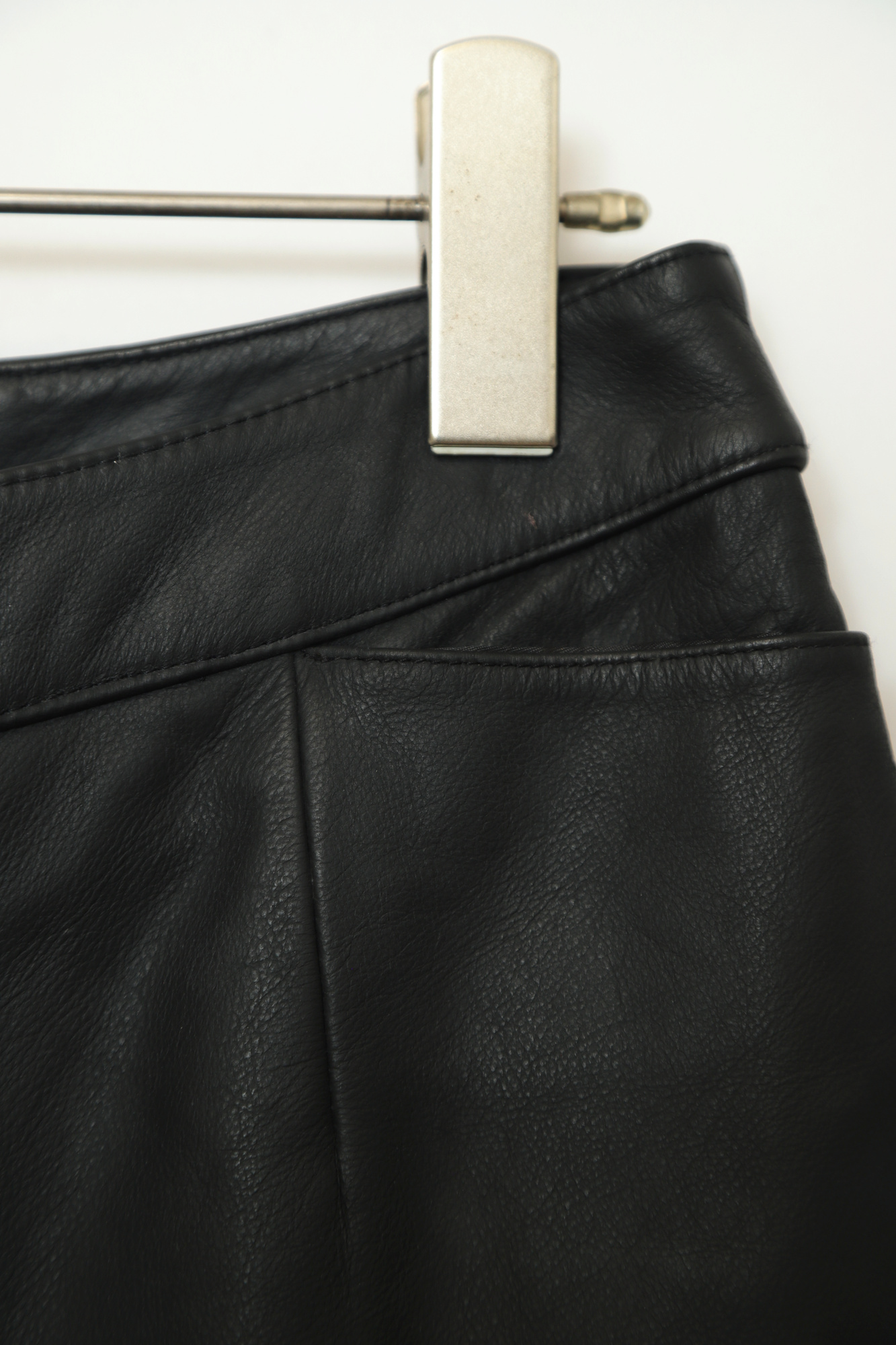 USED LEATHER PANTS/W68 - 画像 (4)
